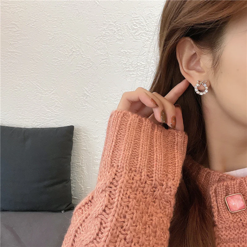 Korean Pearl-fect Bow & Pearl Earrings - Image 3