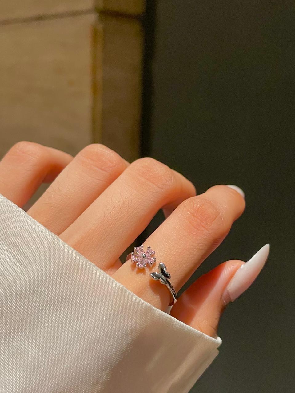 Lily Minimal Ring- pink - Image 3