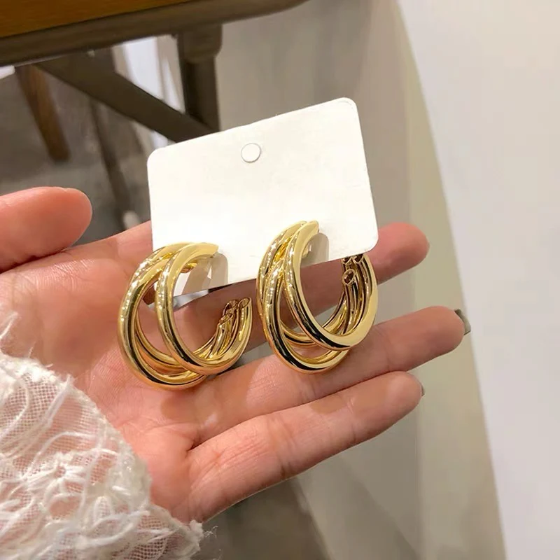 TRIPLE LAYER OPEN HOOPS - golden - Image 3